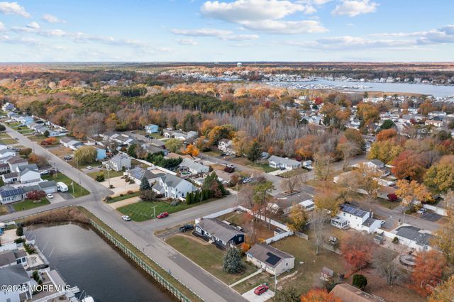 802 E Hickory Drive, Lanoka Harbor, NJ 08734