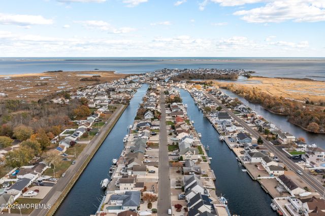 802 E Hickory Drive, Lanoka Harbor, NJ 08734