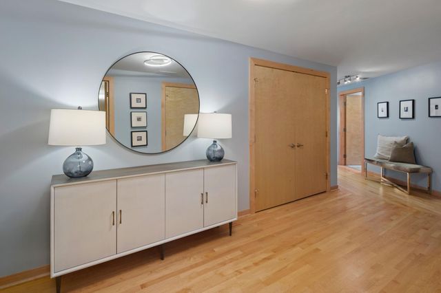 1240 S 2nd Street 1201, Minneapolis, MN 55415