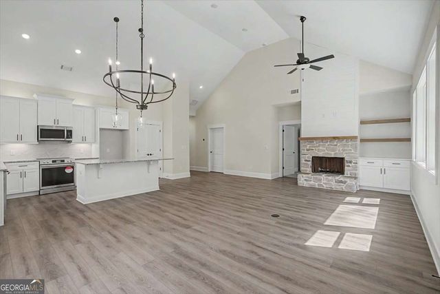 110 Doris Path, Dallas, GA 30157