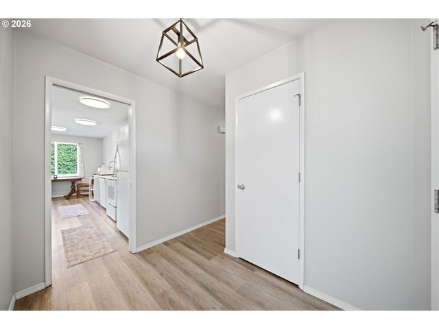 7613 Nw ANDERSON Ave, Vancouver, WA 98665