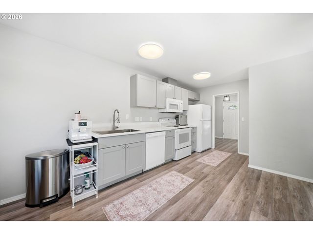 7613 Nw ANDERSON Ave, Vancouver, WA 98665