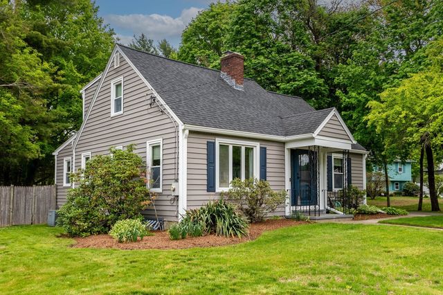375 Union St, Millis, MA 02054