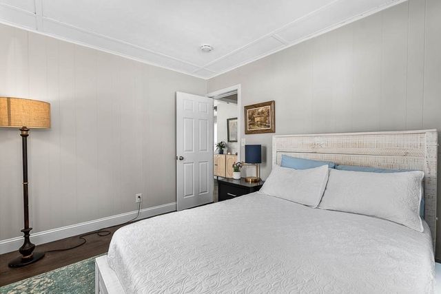 375 Union St, Millis, MA 02054