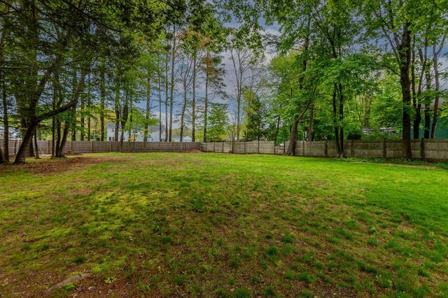 375 Union St, Millis, MA 02054