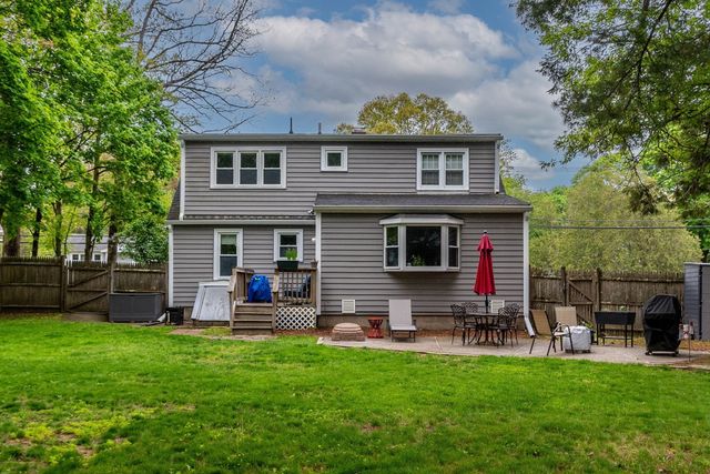 375 Union St, Millis, MA 02054
