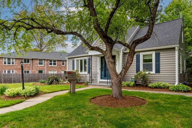 375 Union St, Millis, MA 02054