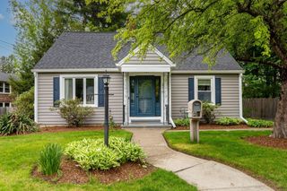 375 Union St, Millis, MA 02054
