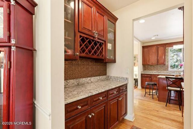 8 Sunshine Way, Jackson, NJ 08527