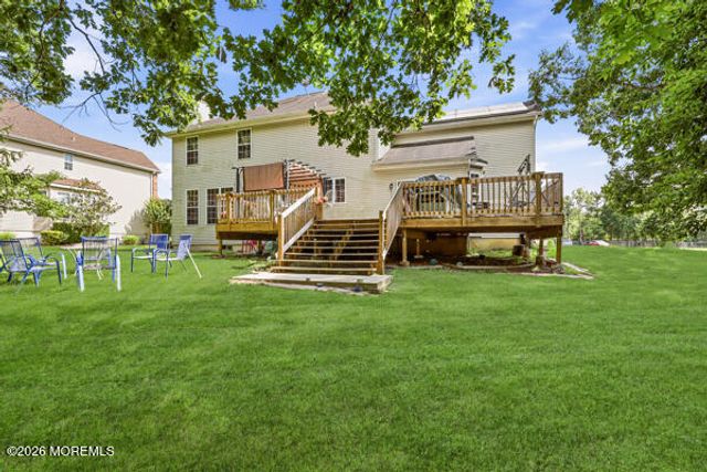 8 Sunshine Way, Jackson, NJ 08527