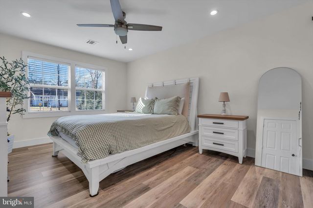 116 POLLY POD RD, West Creek, NJ 08092