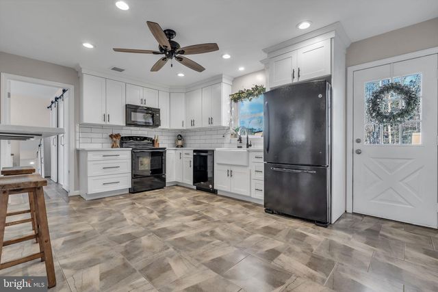 116 POLLY POD RD, West Creek, NJ 08092