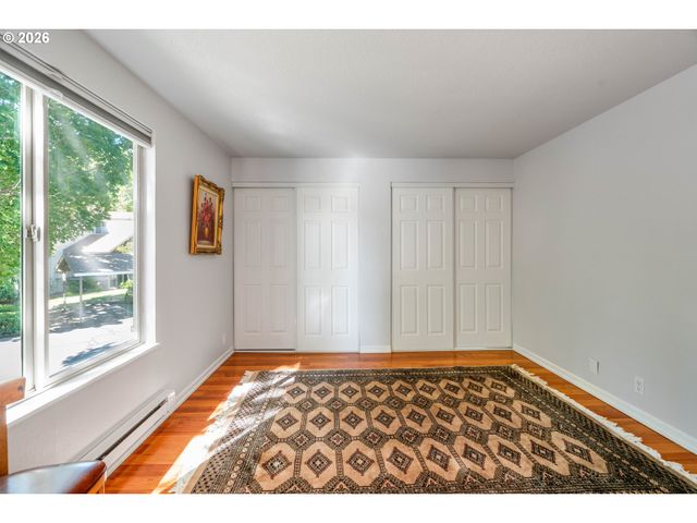10137 Sw TRAPPER Ter, Beaverton, OR 97008