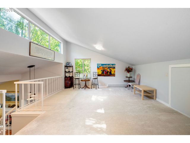 10137 Sw TRAPPER Ter, Beaverton, OR 97008
