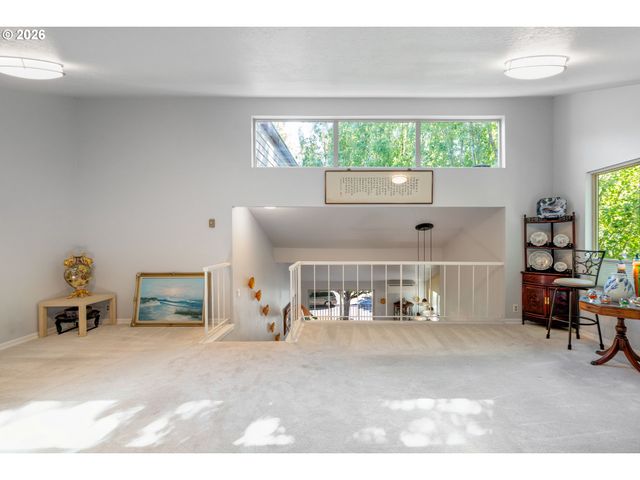 10137 Sw TRAPPER Ter, Beaverton, OR 97008