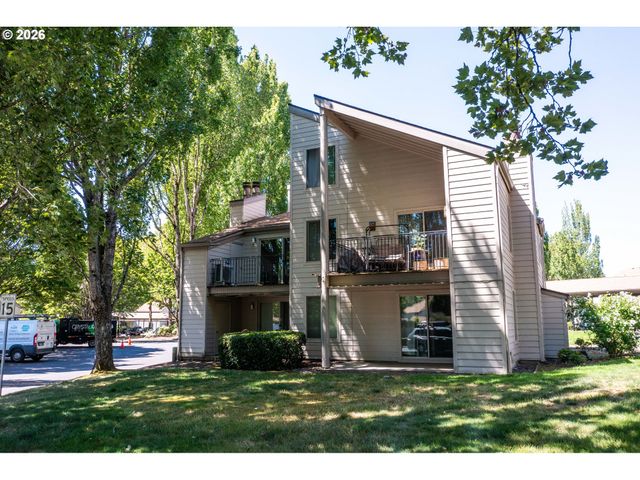 10137 Sw TRAPPER Ter, Beaverton, OR 97008