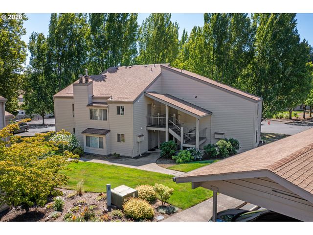 10137 Sw TRAPPER Ter, Beaverton, OR 97008