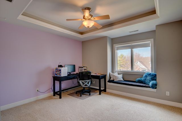 669 Davis Circle, Crown Point, IN 46307