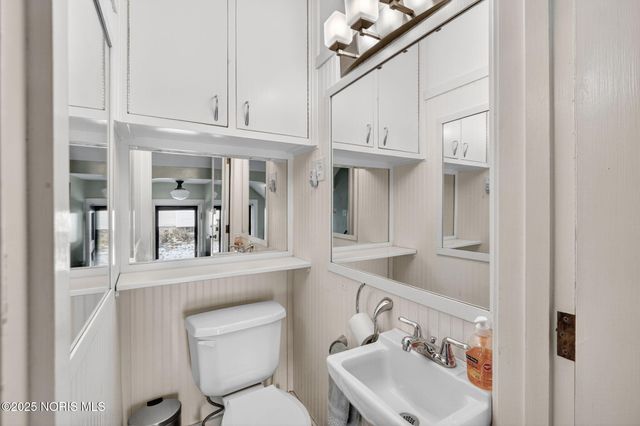 229 Woodland Avenue, Swanton, OH 43558