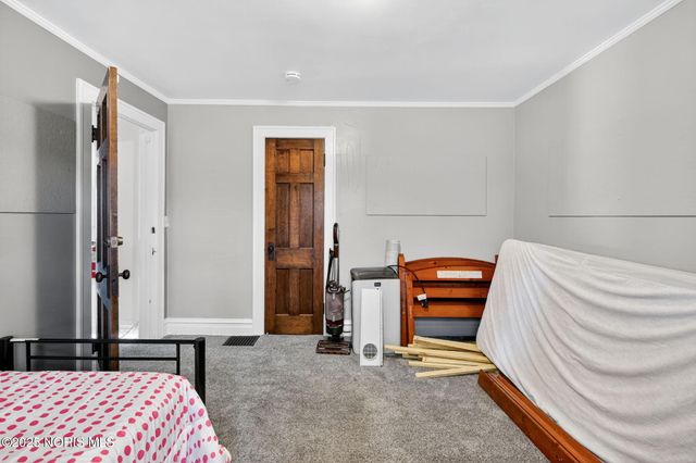 229 Woodland Avenue, Swanton, OH 43558