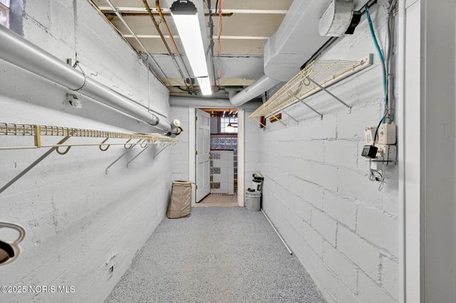 229 Woodland Avenue, Swanton, OH 43558