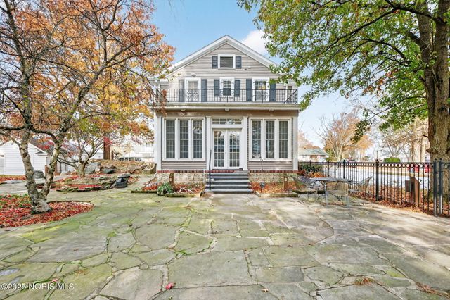 229 Woodland Avenue, Swanton, OH 43558