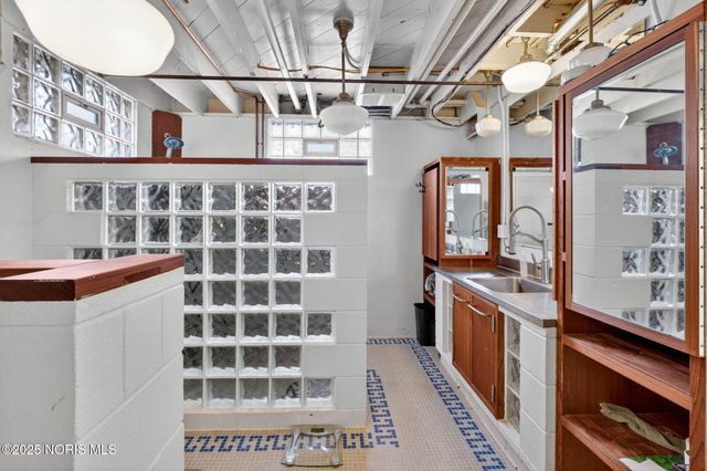 229 Woodland Avenue, Swanton, OH 43558