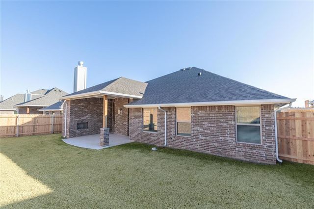 13129 NE 8th Street, Choctaw, OK 73020