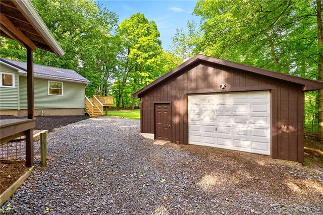 5848 Lanson Road, Ontario, NY 14519