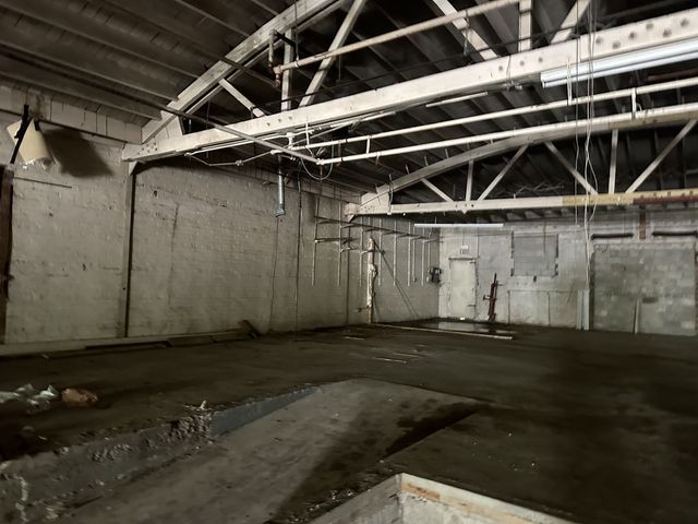 2243 W 95th Street, Chicago, IL 60643