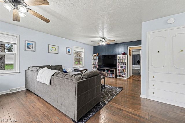 7714 Hopkins Road, Mentor, OH 44060