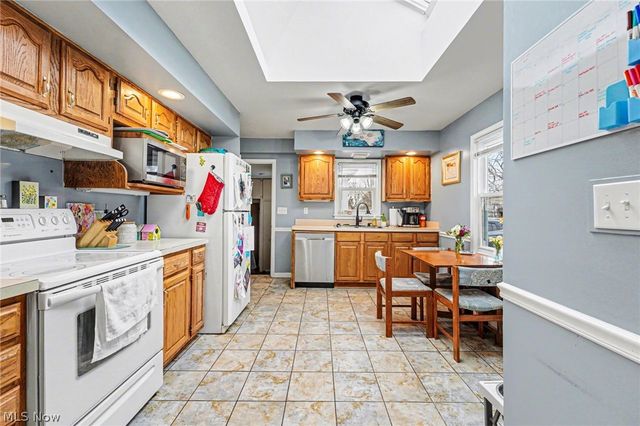 7714 Hopkins Road, Mentor, OH 44060