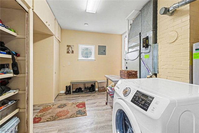 7714 Hopkins Road, Mentor, OH 44060