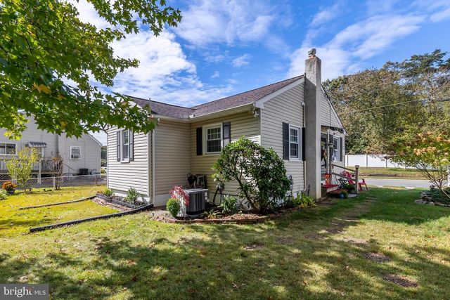 432 OAK AVE, Deptford, NJ 08096