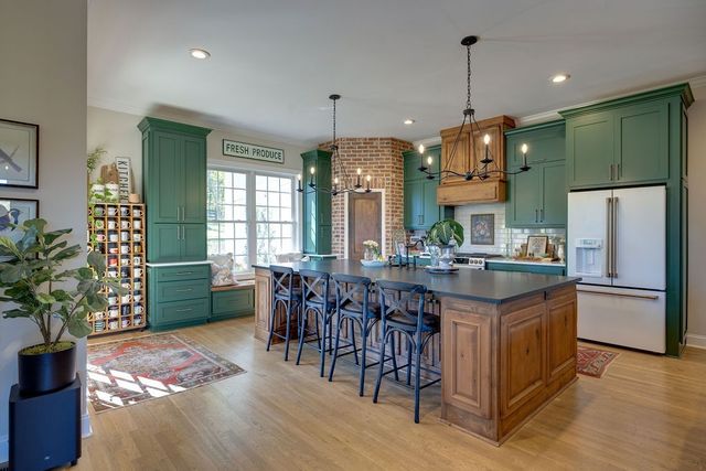 4447 Savage Pointe Dr, Franklin, TN 37064