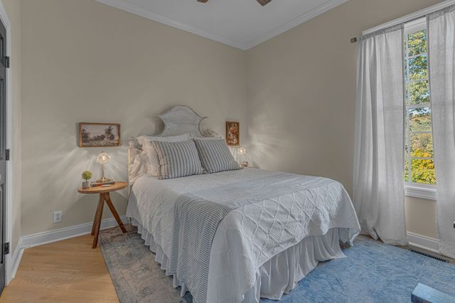 4447 Savage Pointe Dr, Franklin, TN 37064