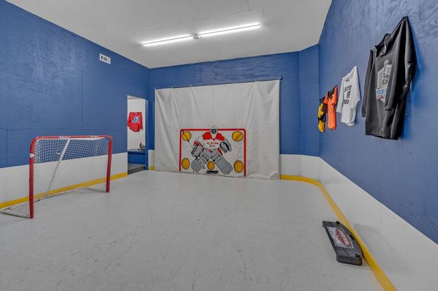 4447 Savage Pointe Dr, Franklin, TN 37064