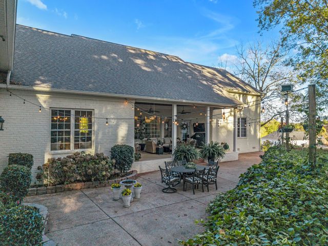 4447 Savage Pointe Dr, Franklin, TN 37064