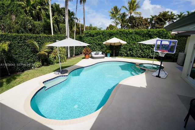 1131 NE 97th St, Miami Shores, FL 33138