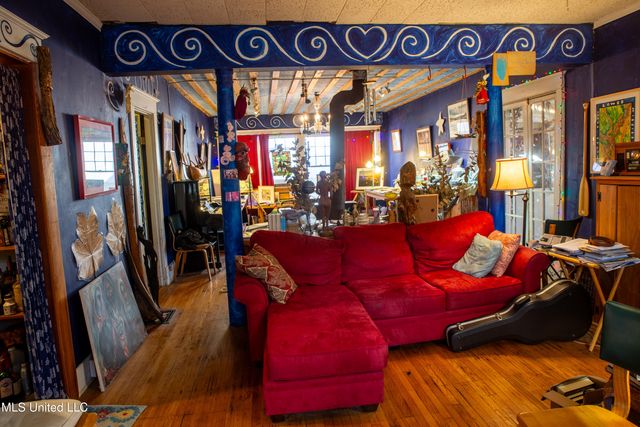 110 Catalpa Street, Clarksdale, MS 38614