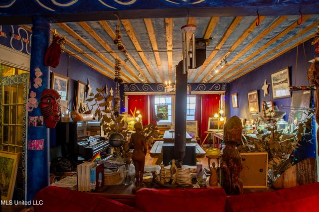 110 Catalpa Street, Clarksdale, MS 38614