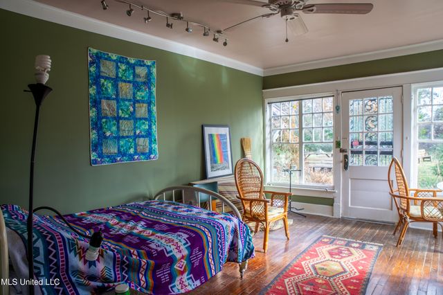 110 Catalpa Street, Clarksdale, MS 38614