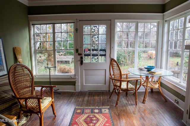 110 Catalpa Street, Clarksdale, MS 38614