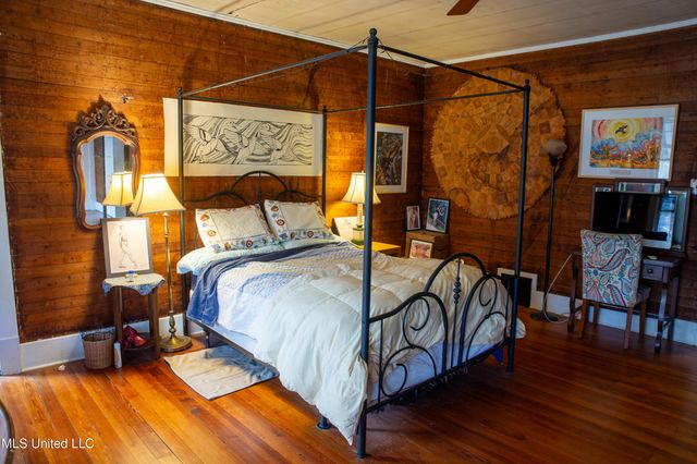 110 Catalpa Street, Clarksdale, MS 38614