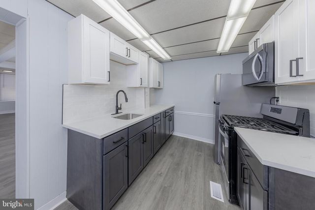 108 S SUSSEX ST, Gloucester City, NJ 08030