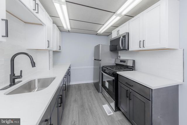 108 S SUSSEX ST, Gloucester City, NJ 08030