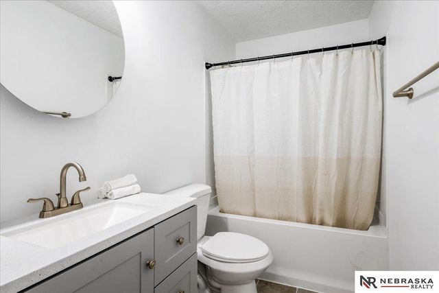 3130 NW 1st Street, Lincoln, NE 68521