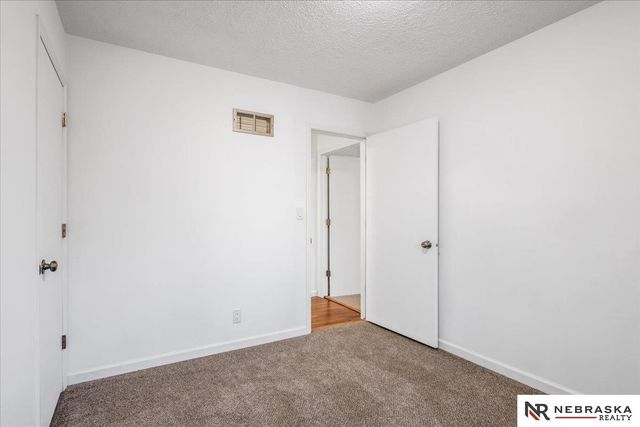 3130 NW 1st Street, Lincoln, NE 68521