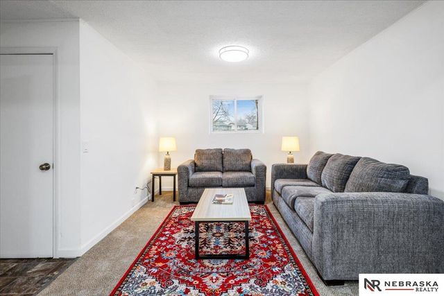 3130 NW 1st Street, Lincoln, NE 68521