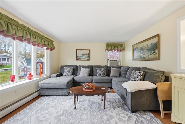 7 Barn Road, Ledyard, CT 06339